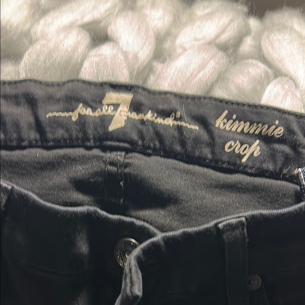 7 For All Mankind Black Kimmie Crop Pants